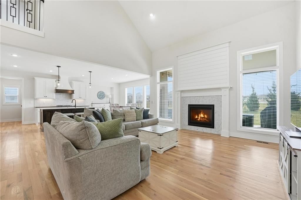 15305 W 172nd Place — photo 3
