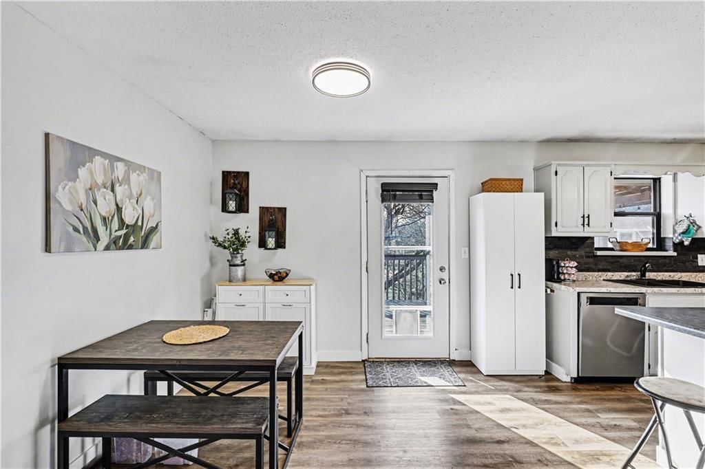 10425 N Baltimore Avenue — photo 11