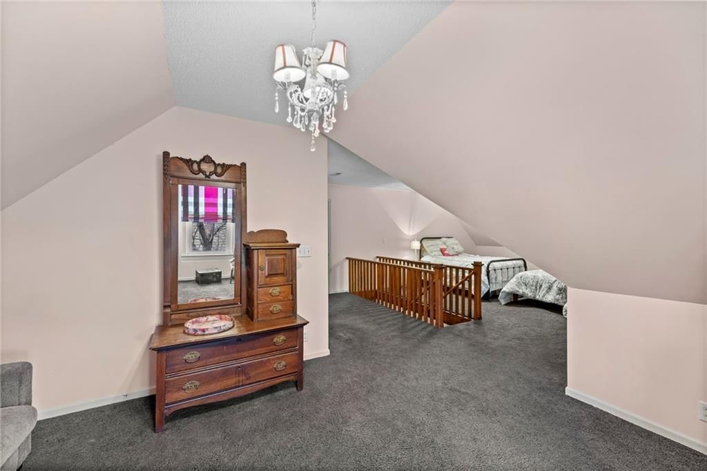 107 E Peoria Street — photo 34