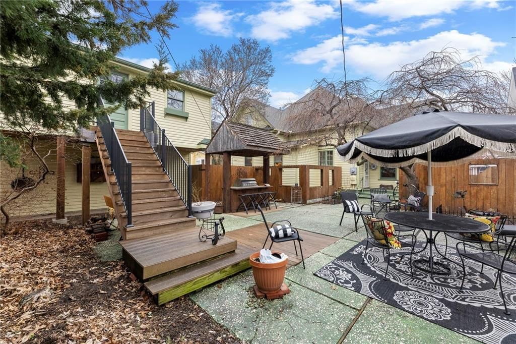 107 E Peoria Street — photo 47