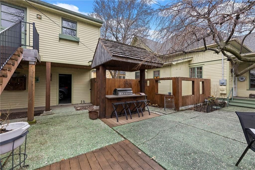 107 E Peoria Street — photo 48