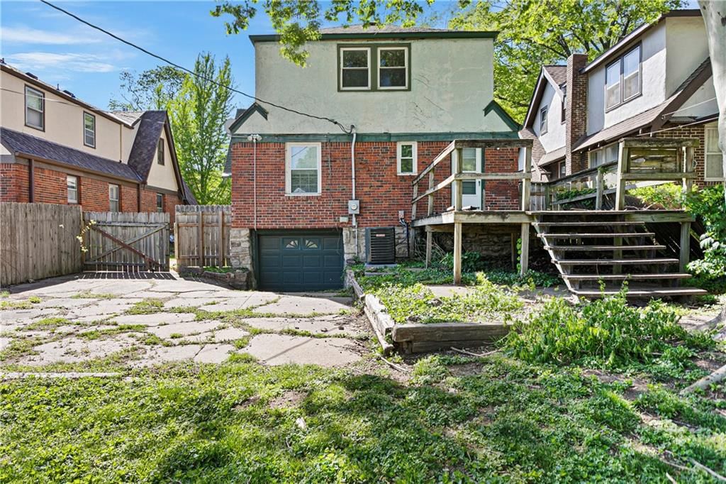 6811 Oak Street — photo 5