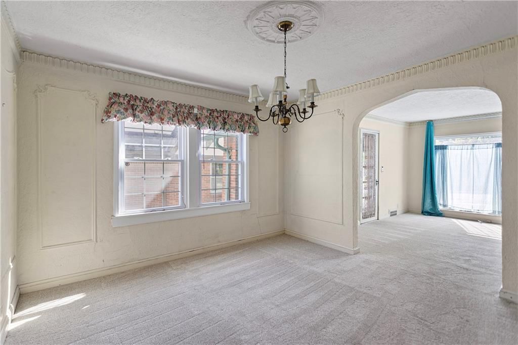 6811 Oak Street — photo 11
