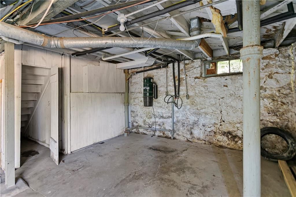 6811 Oak Street — photo 31