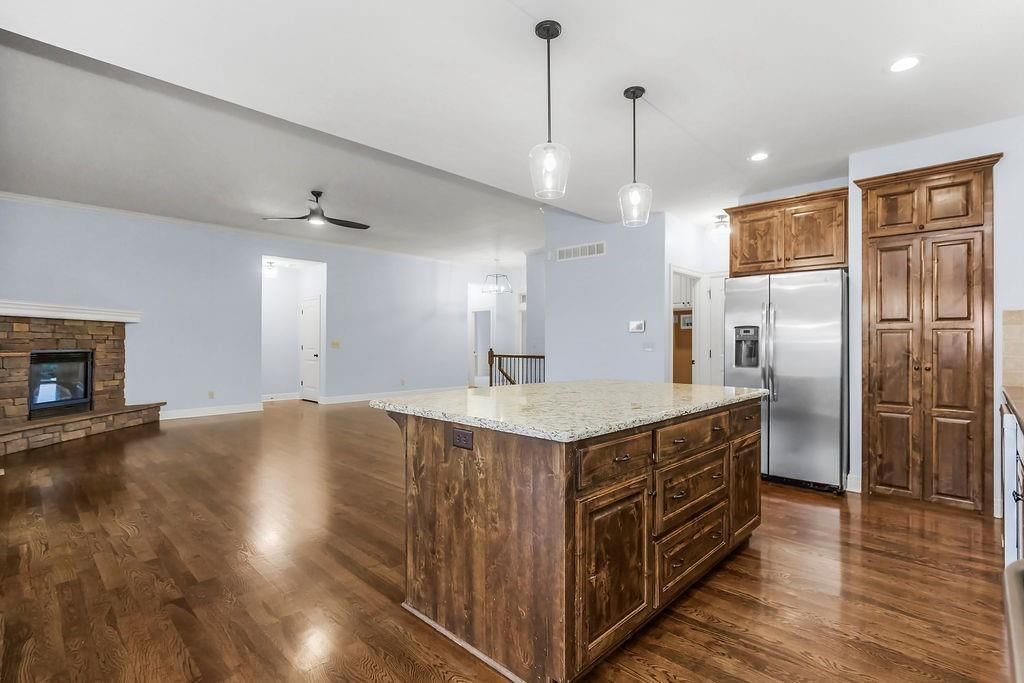 4552 NE PARK RIDGE Avenue — photo 8