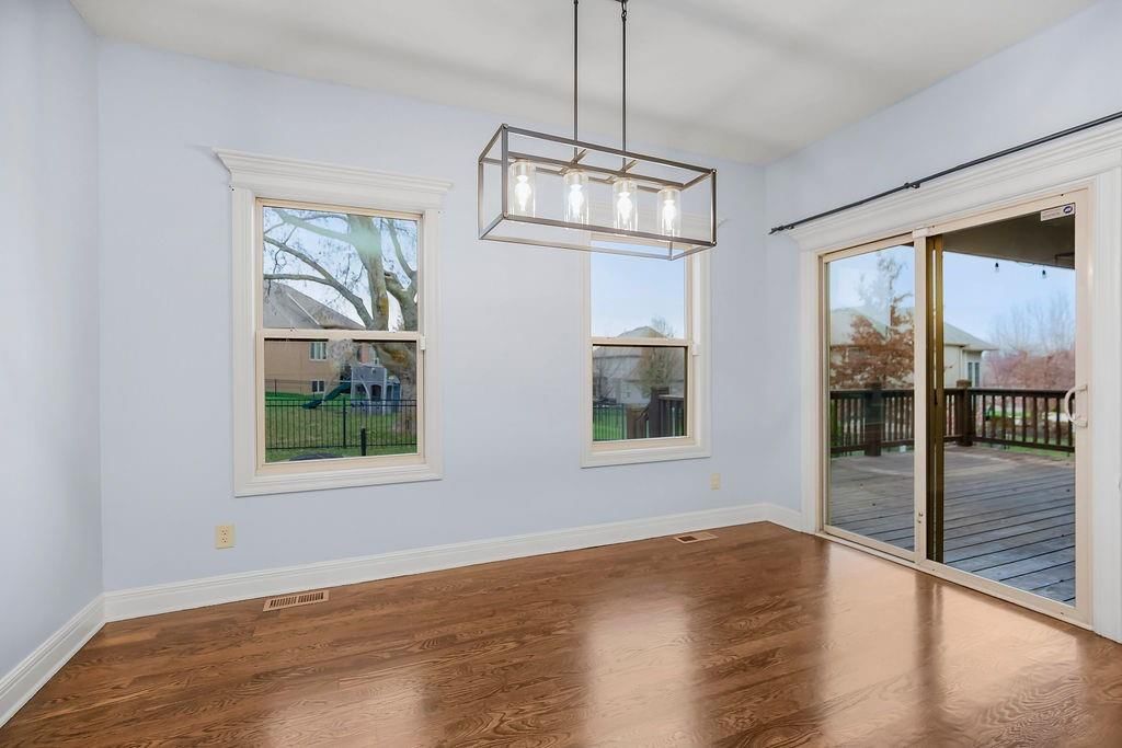 4552 NE PARK RIDGE Avenue — photo 10