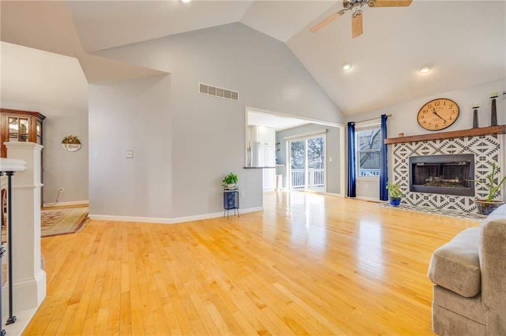 540 Bently Drive — photo 8