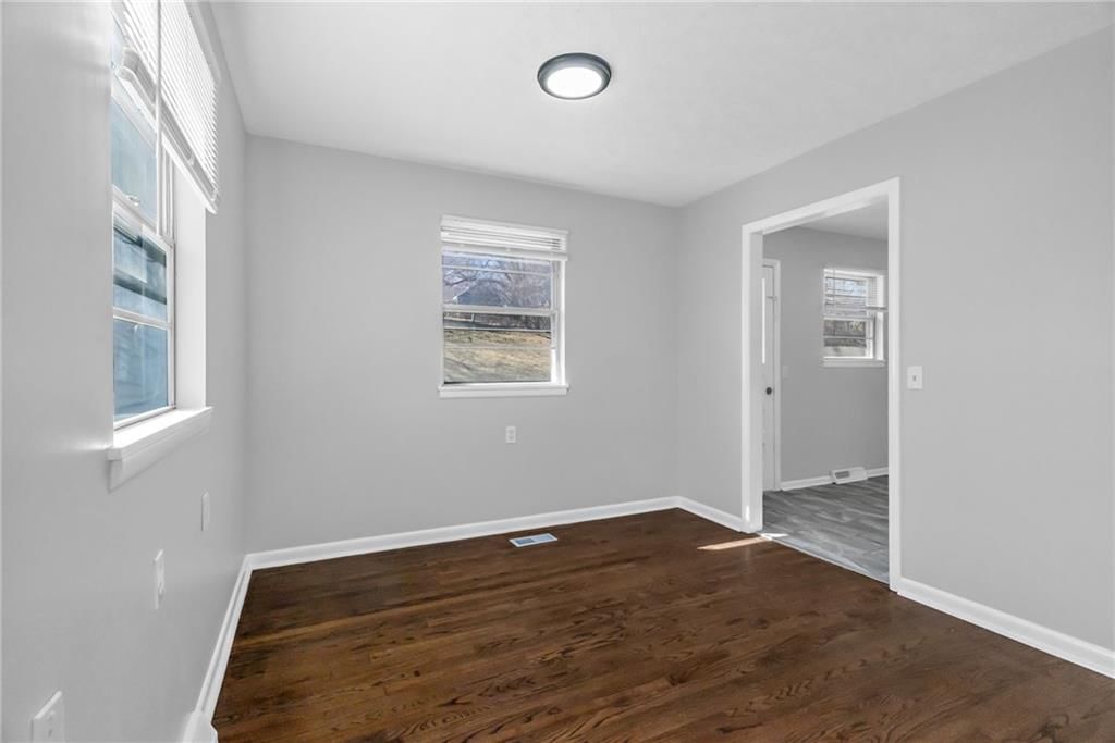 5700 NW Hutson Road — photo 8
