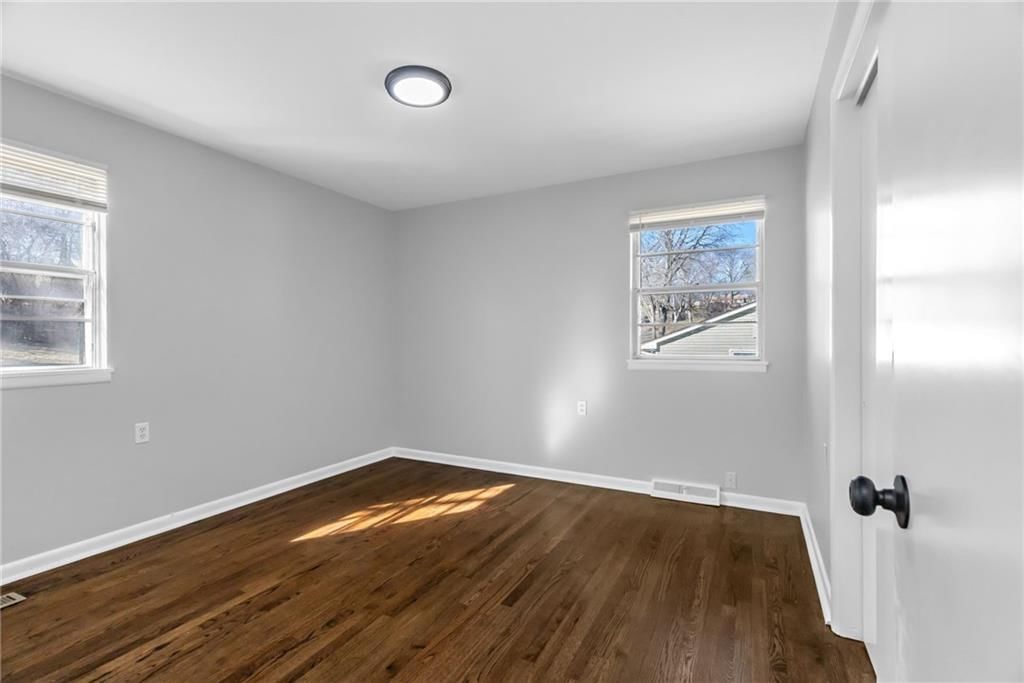 5700 NW Hutson Road — photo 14