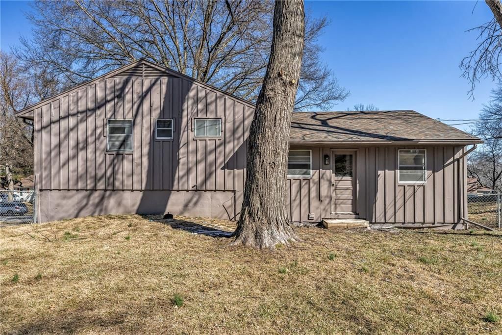5700 NW Hutson Road — photo 23