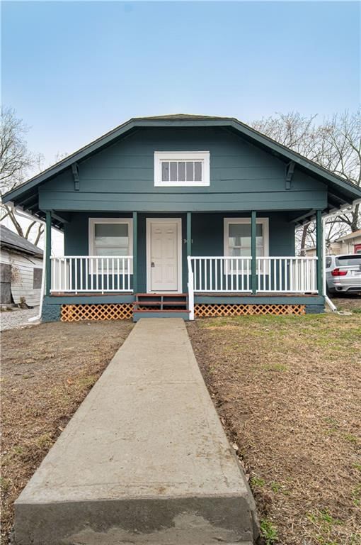 3021 FARROW Avenue — photo 2