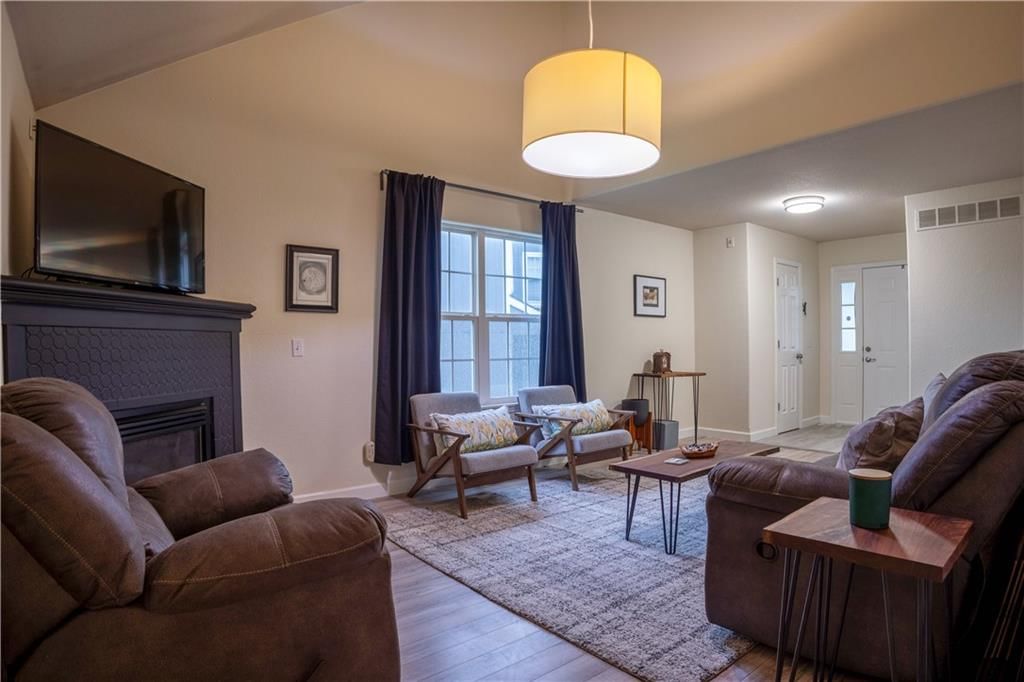 1532B Legend Trail Drive — photo 3