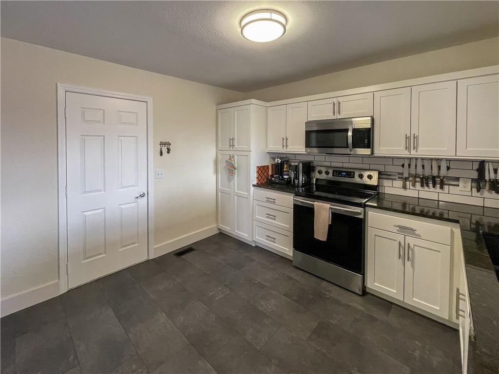 1532B Legend Trail Drive — photo 6