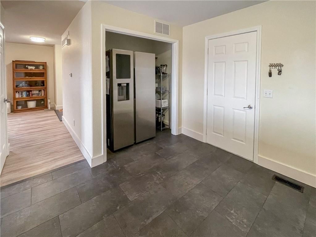 1532B Legend Trail Drive — photo 9