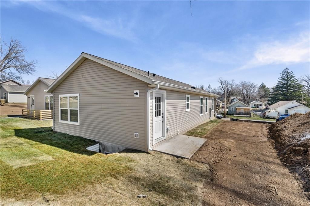 2718 N 21st Place — photo 17