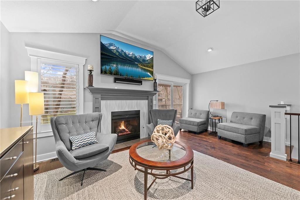 318 Lakeside Drive — photo 10