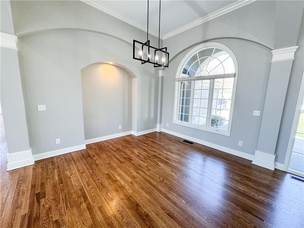 613 NE Persimmons Circle — photo 11