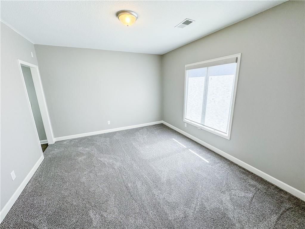613 NE Persimmons Circle — photo 22
