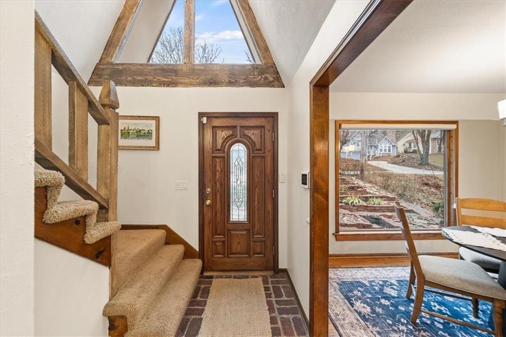 4710 Monrovia Street — photo 5
