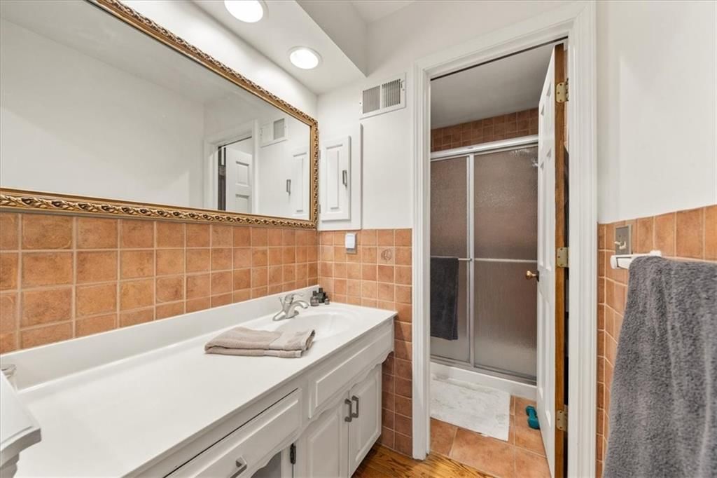 4710 Monrovia Street — photo 20