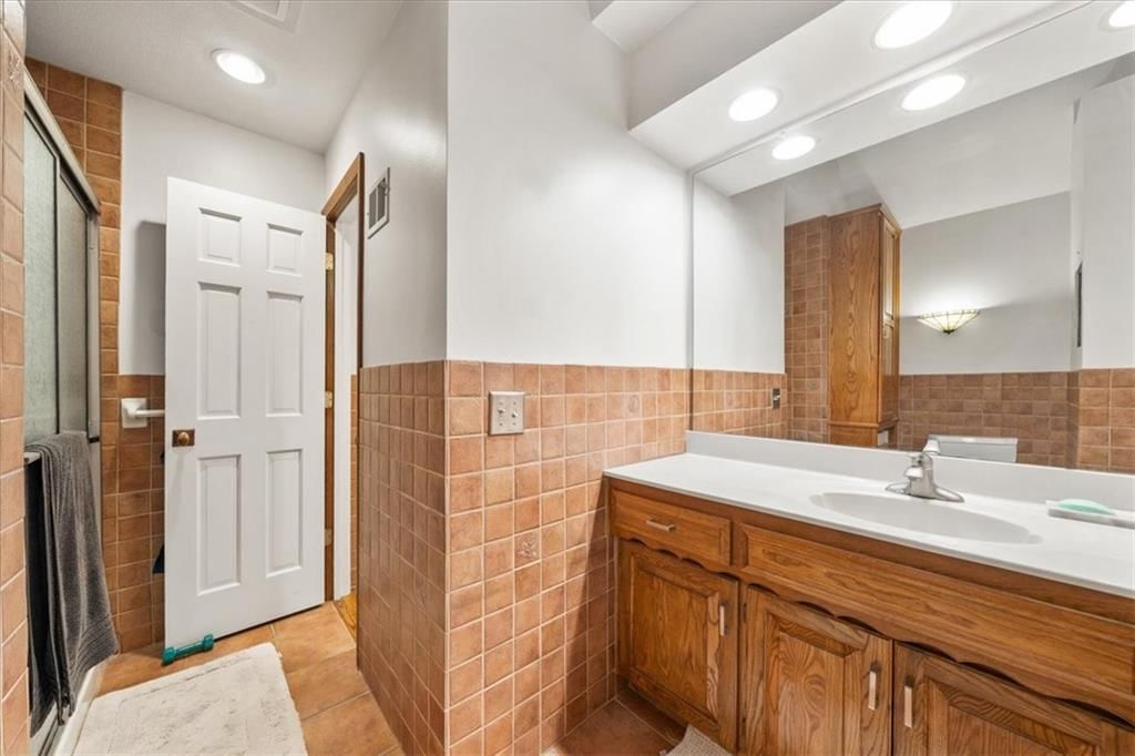 4710 Monrovia Street — photo 21