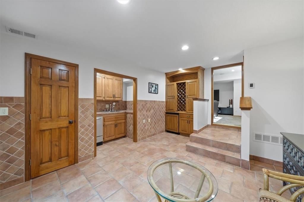 4710 Monrovia Street — photo 33