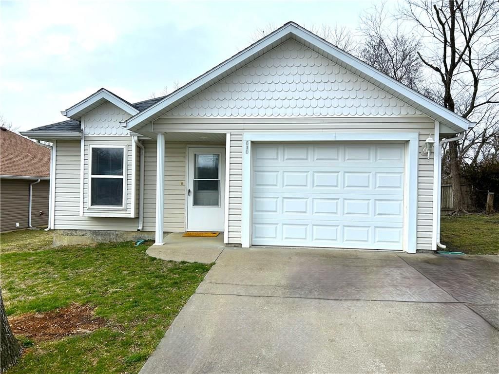 610 W Ashland Street, Nevada, MO