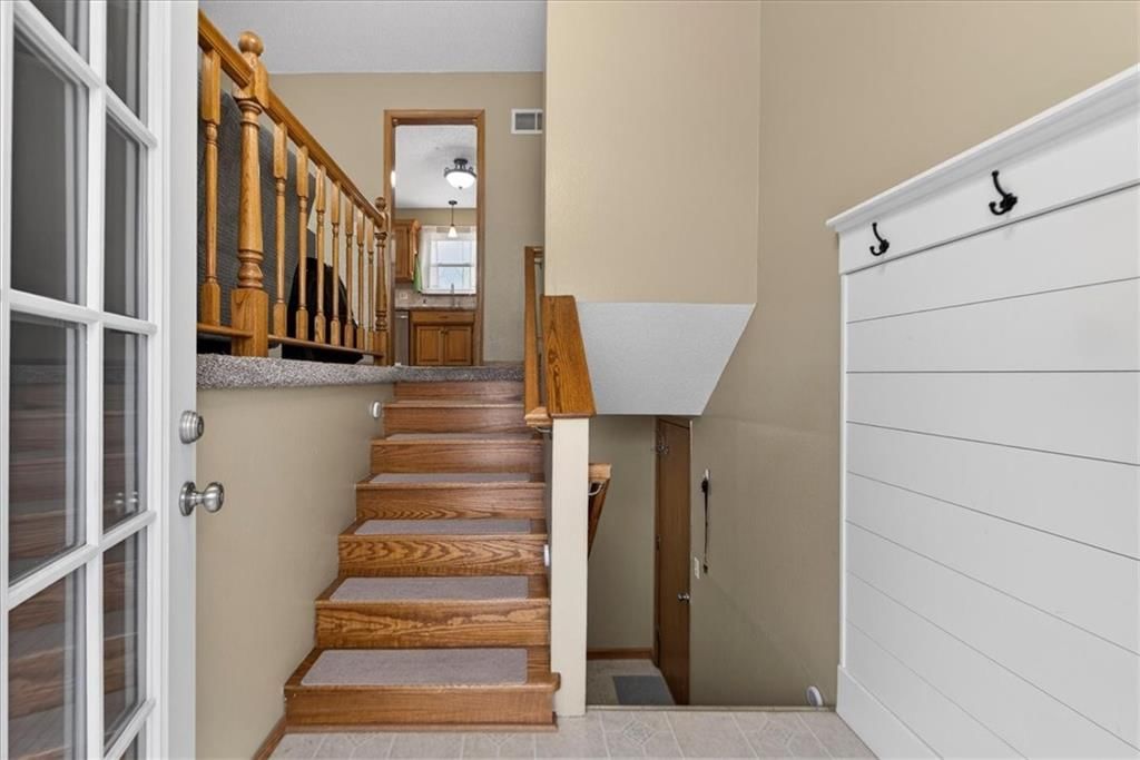 5209 NW Pennington Lane — photo 3