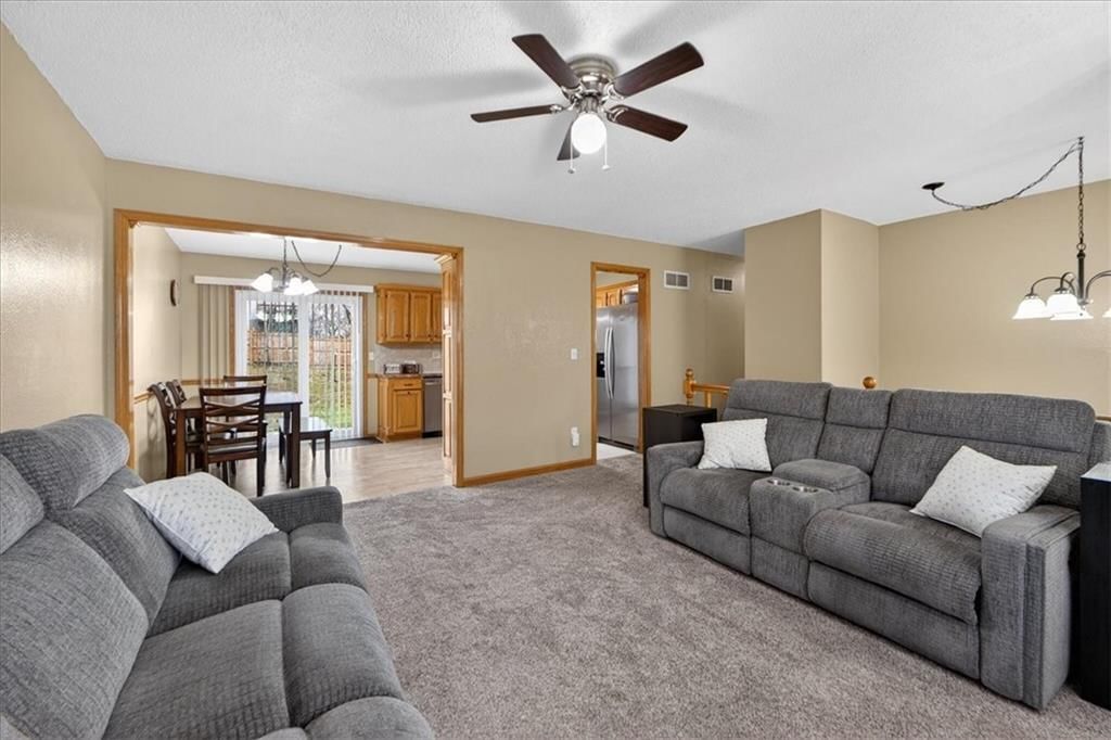 5209 NW Pennington Lane — photo 6
