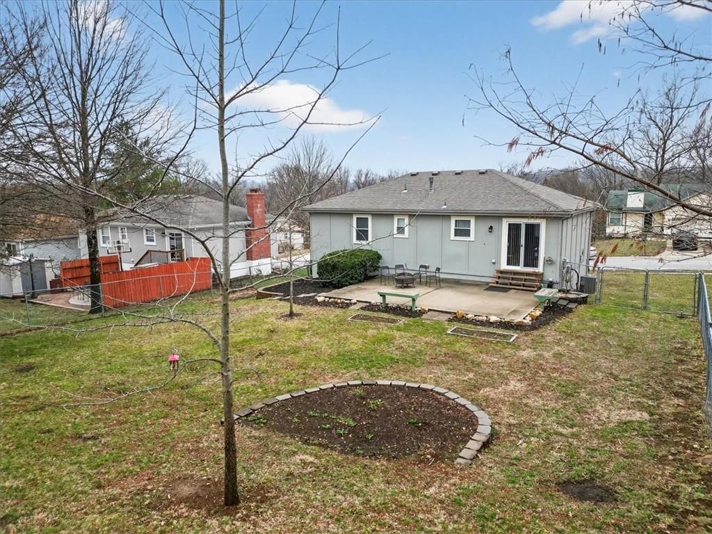 5209 NW Pennington Lane — photo 31