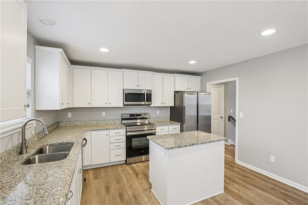 1004 NW High View Drive — photo 15