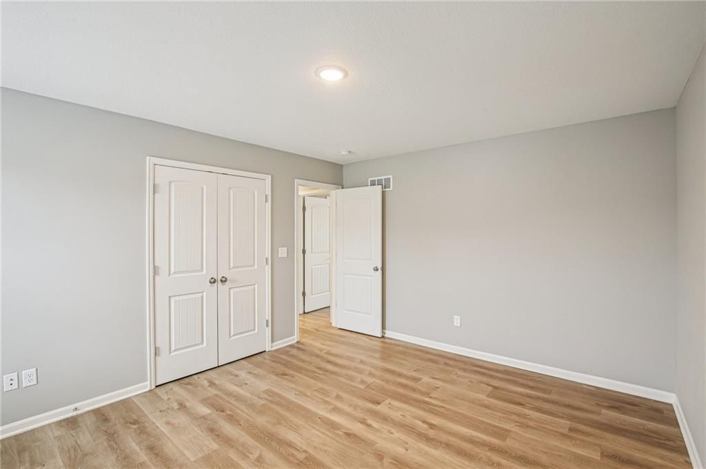 1004 NW High View Drive — photo 24