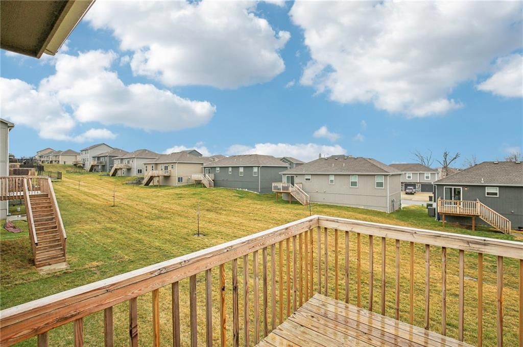 1004 NW High View Drive — photo 36