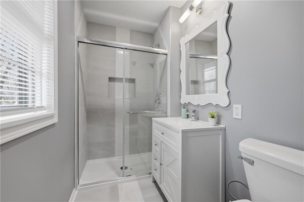 205 King Avenue — photo 18