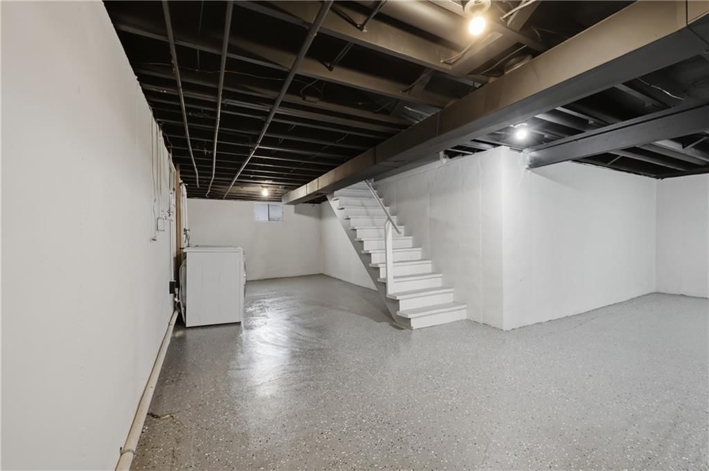 205 King Avenue — photo 19
