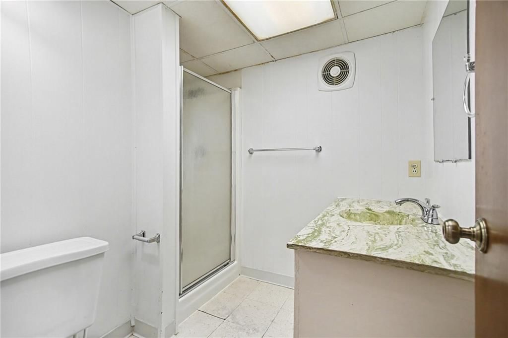 4933 S Grand Avenue — photo 11