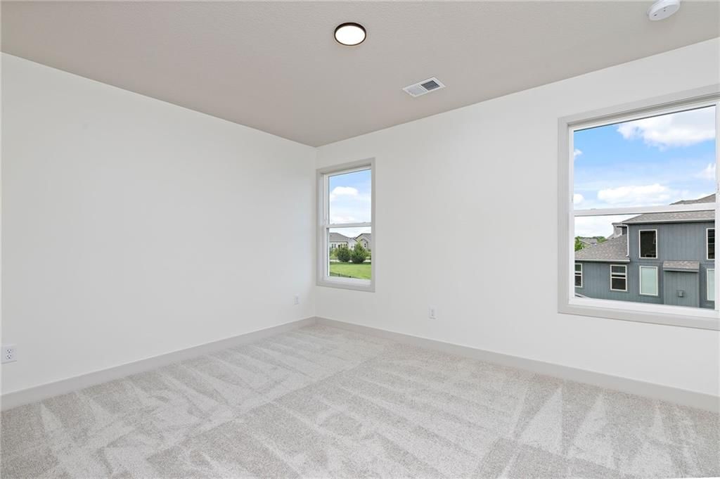 17132 W 164th Terrace — photo 43