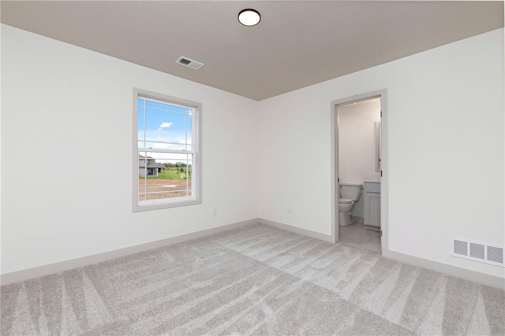 17132 W 164th Terrace — photo 44