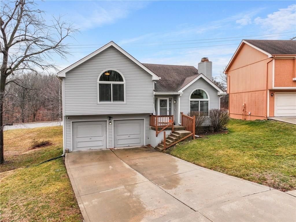 6315 NE 48th Court — photo 3
