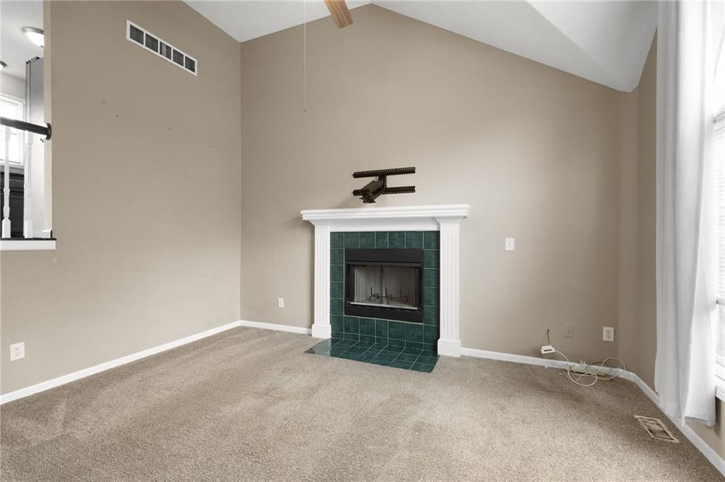 6315 NE 48th Court — photo 5