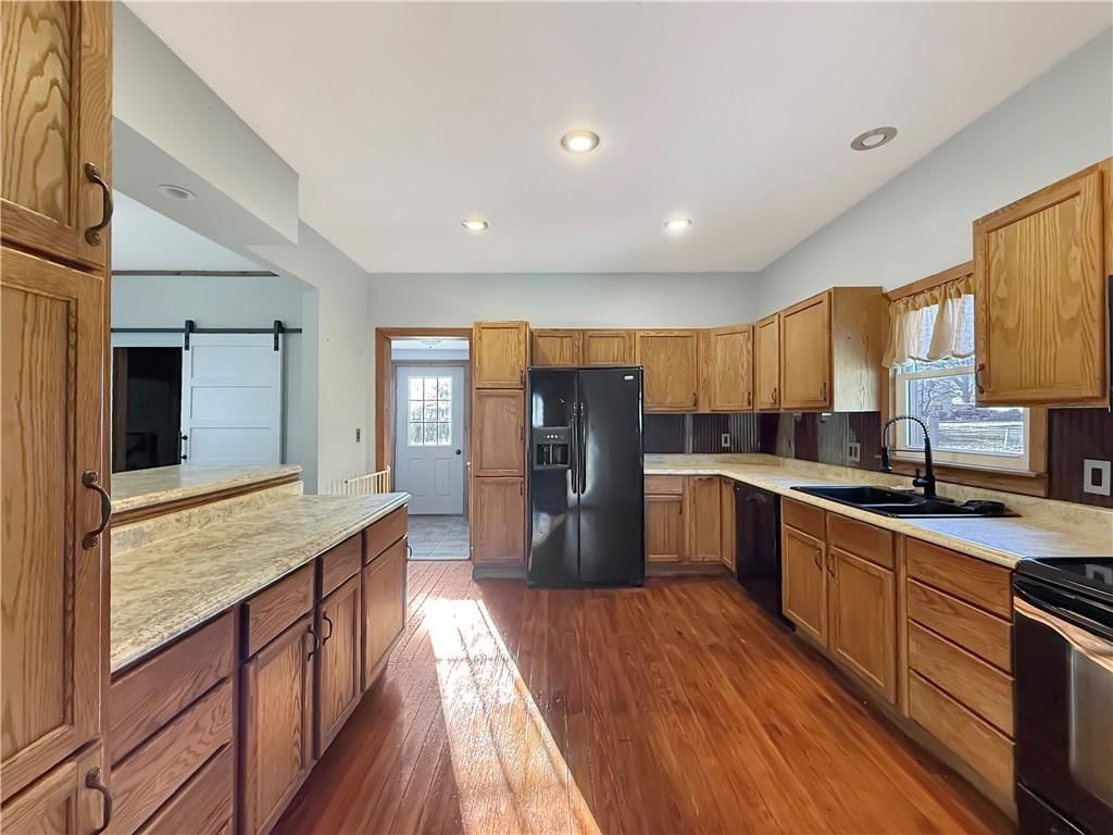 1318 S Saint Louis Street — photo 9