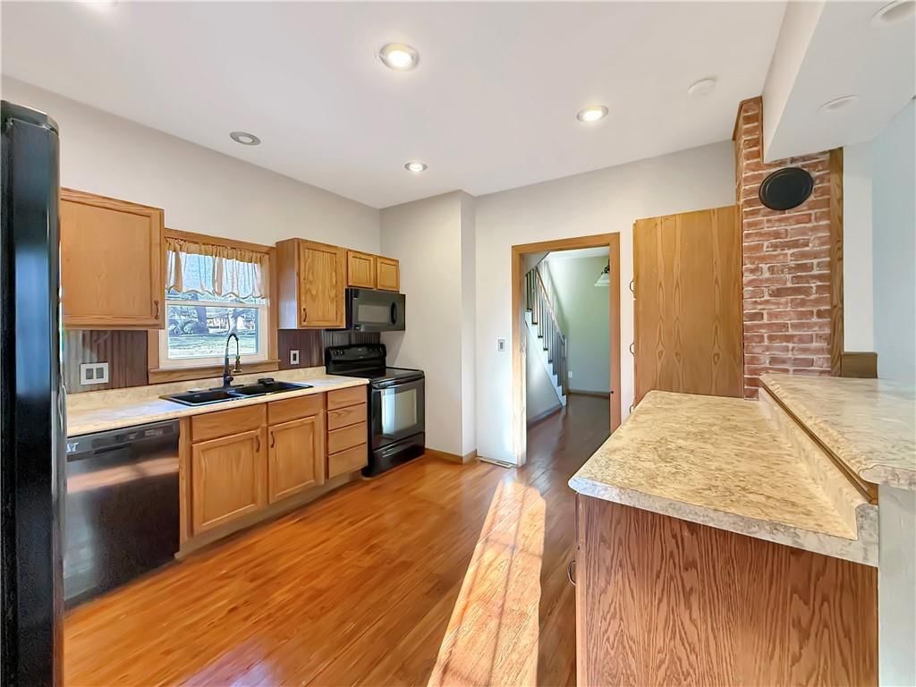 1318 S Saint Louis Street — photo 11
