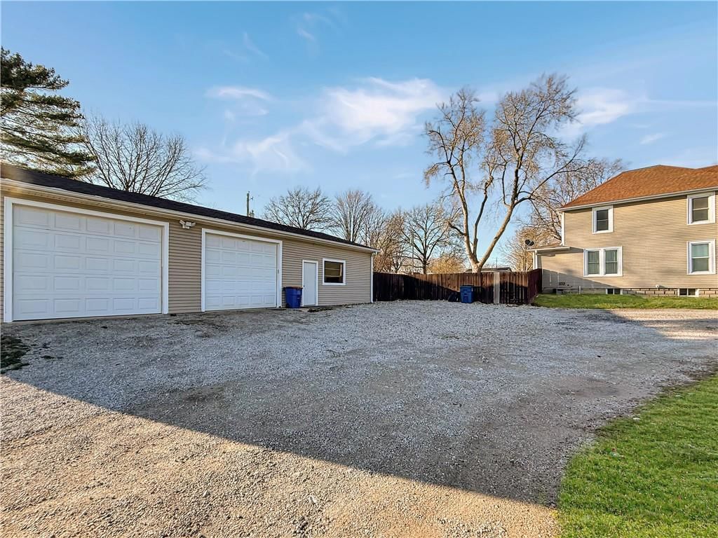 1318 S Saint Louis Street — photo 18