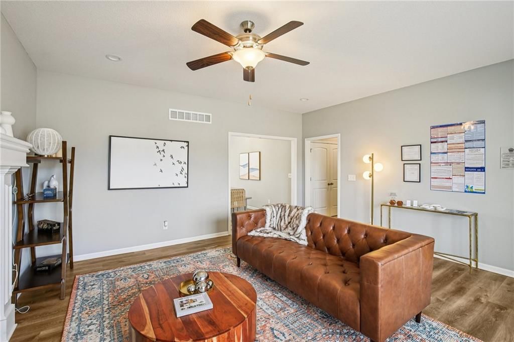 1207 NW Hilltop Lane — photo 7