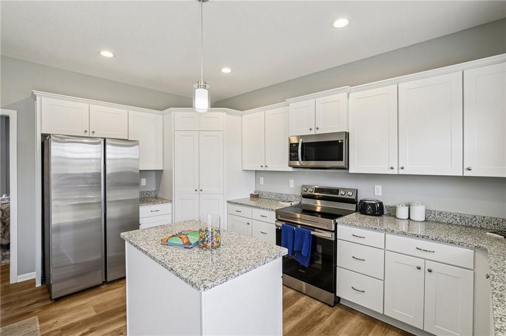 1207 NW Hilltop Lane — photo 12