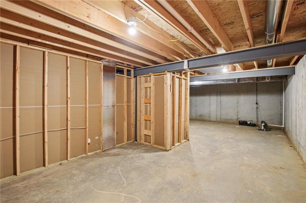 1207 NW Hilltop Lane — photo 29