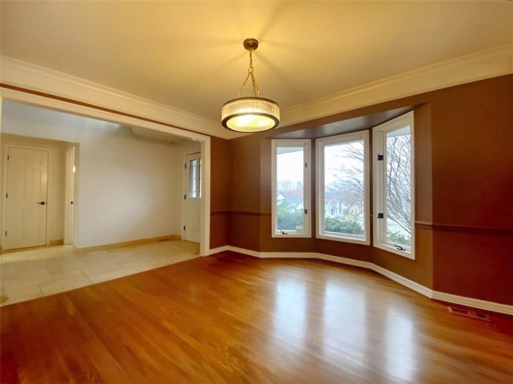 10631 W 109th Street — photo 2