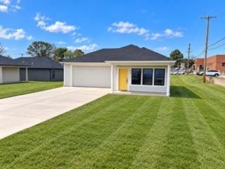 600 S Highland Drive, Harrisonville, MO