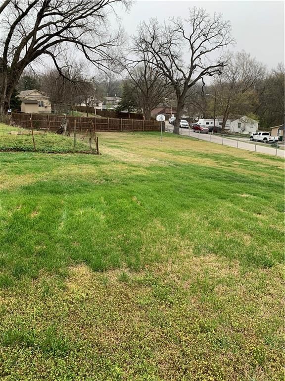 4963 Silver Avenue — photo 33