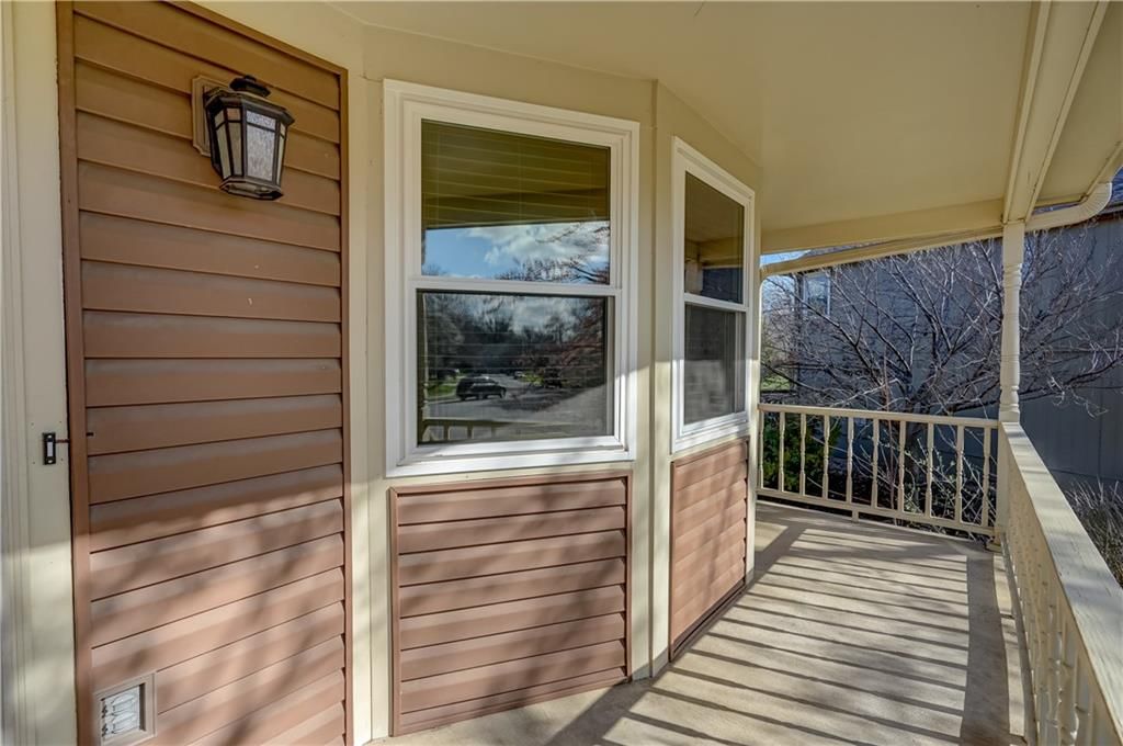 2501 NE Dale Hunter Trail — photo 8
